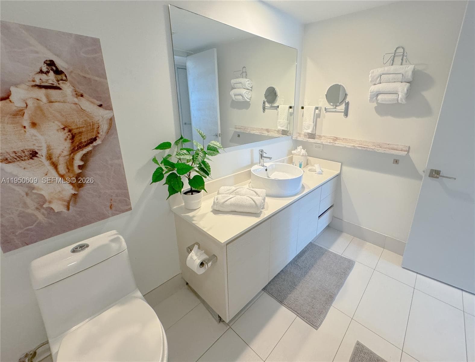2602 E Hallandale Beach Blvd R409 photo 7