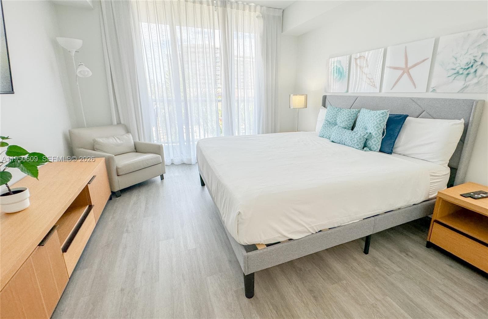 2602 E Hallandale Beach Blvd R409 photo 15