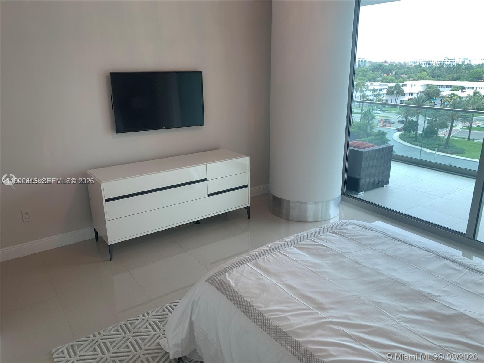 10203 Collins Ave 604 photo 9