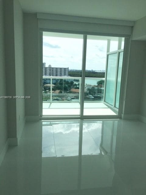 400 Sunny Isles Blvd 1421 photo 17