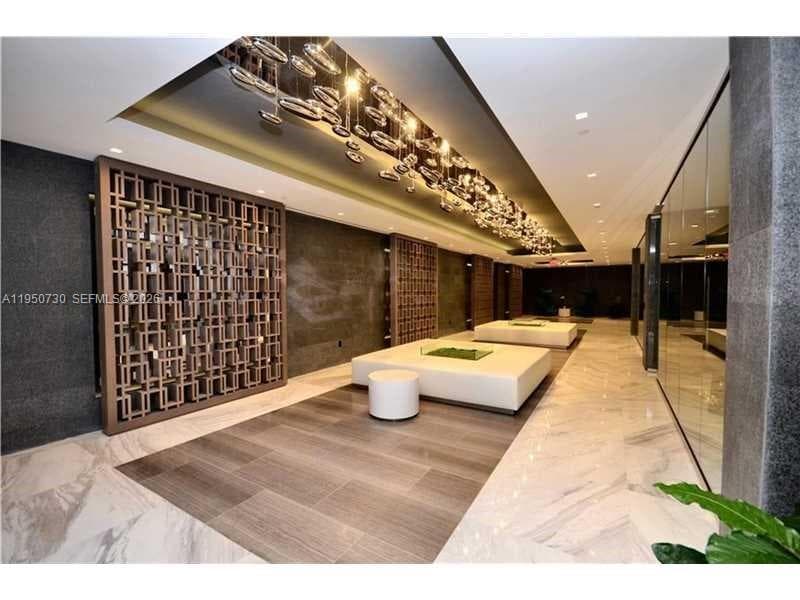 400 Sunny Isles Blvd 1421 photo 3
