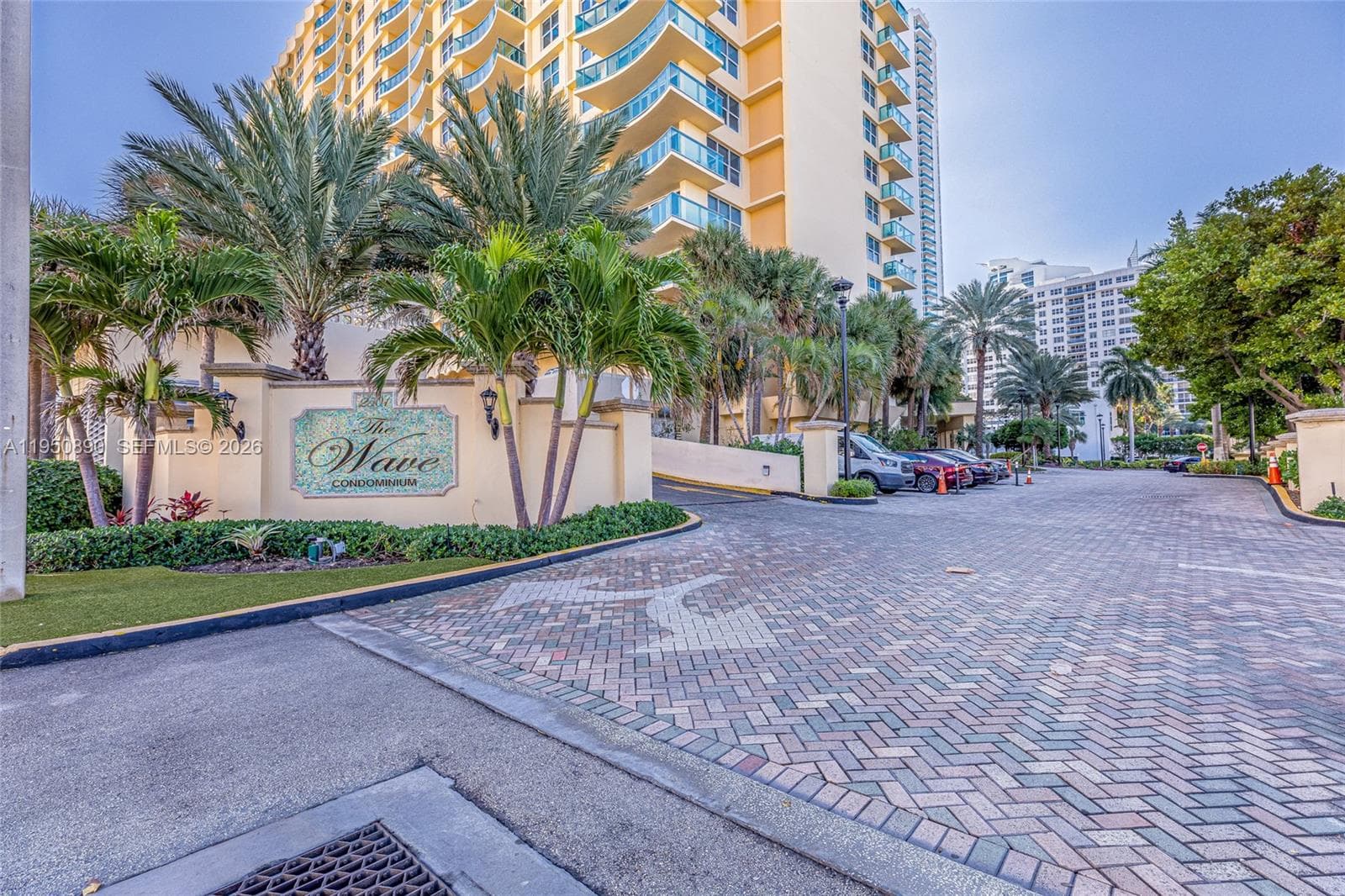 2501 S Ocean Dr 439 photo 1