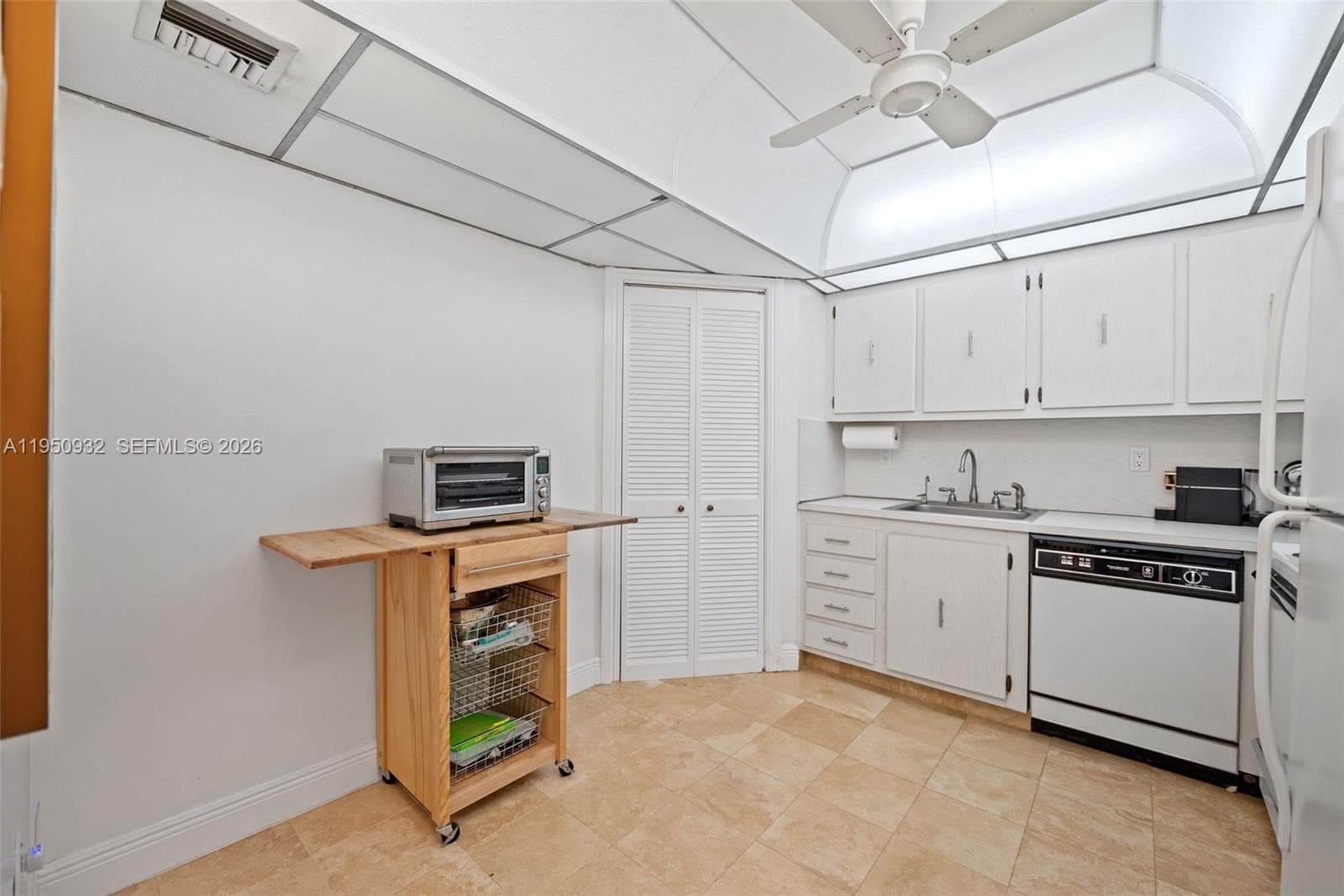 9273 Collins Ave 1102 photo 13