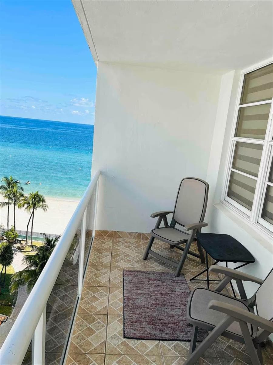3725 S Ocean Drive 907 photo 13