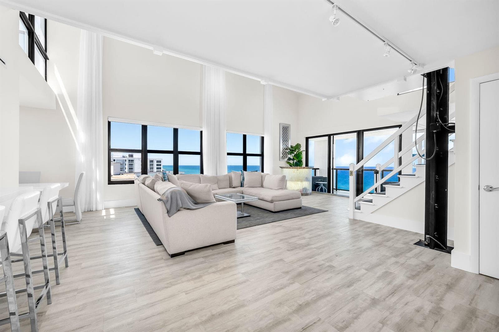 3115 S Ocean Boulevard 1203 photo 3