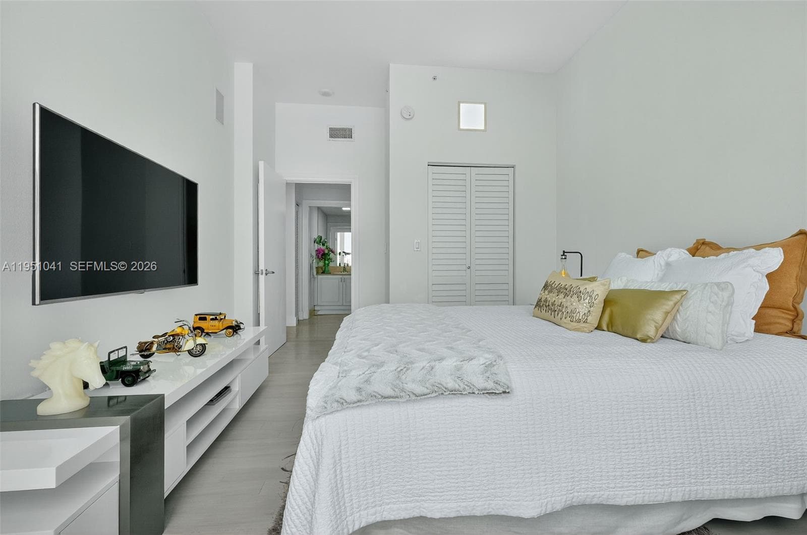 1155 Brickell Bay Dr PH210 photo 13