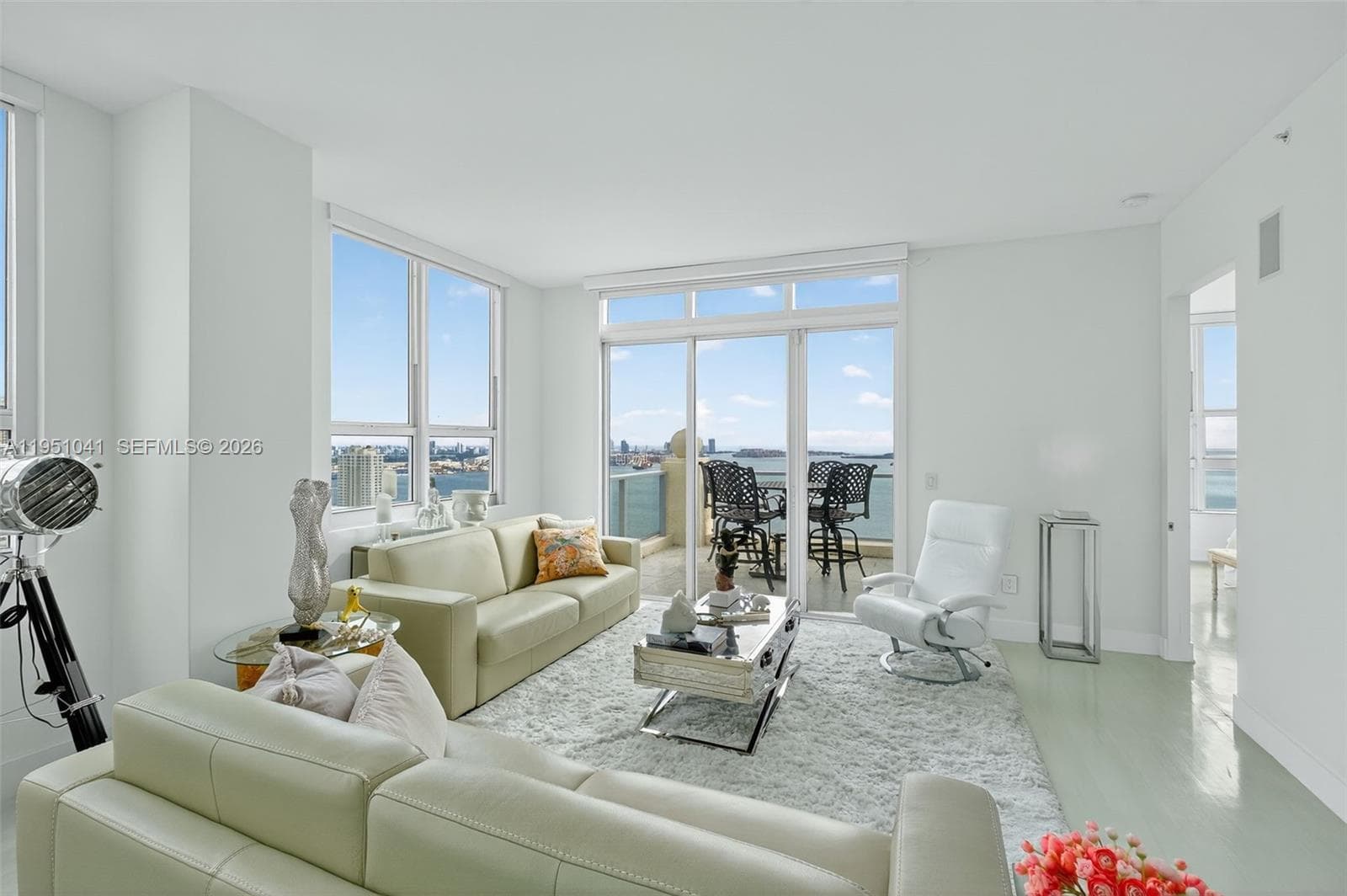 1155 Brickell Bay Dr PH210 photo 3