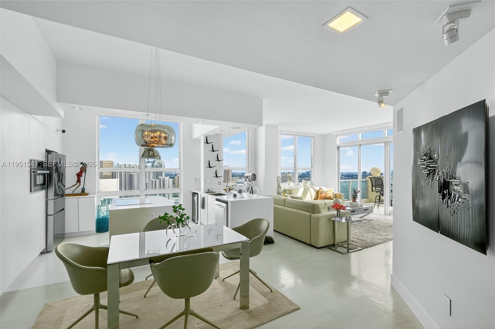 1155 Brickell Bay Dr PH210 photo 5