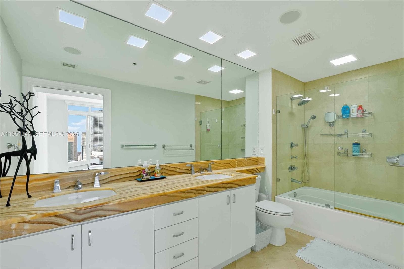 1155 Brickell Bay Dr PH210 photo 15