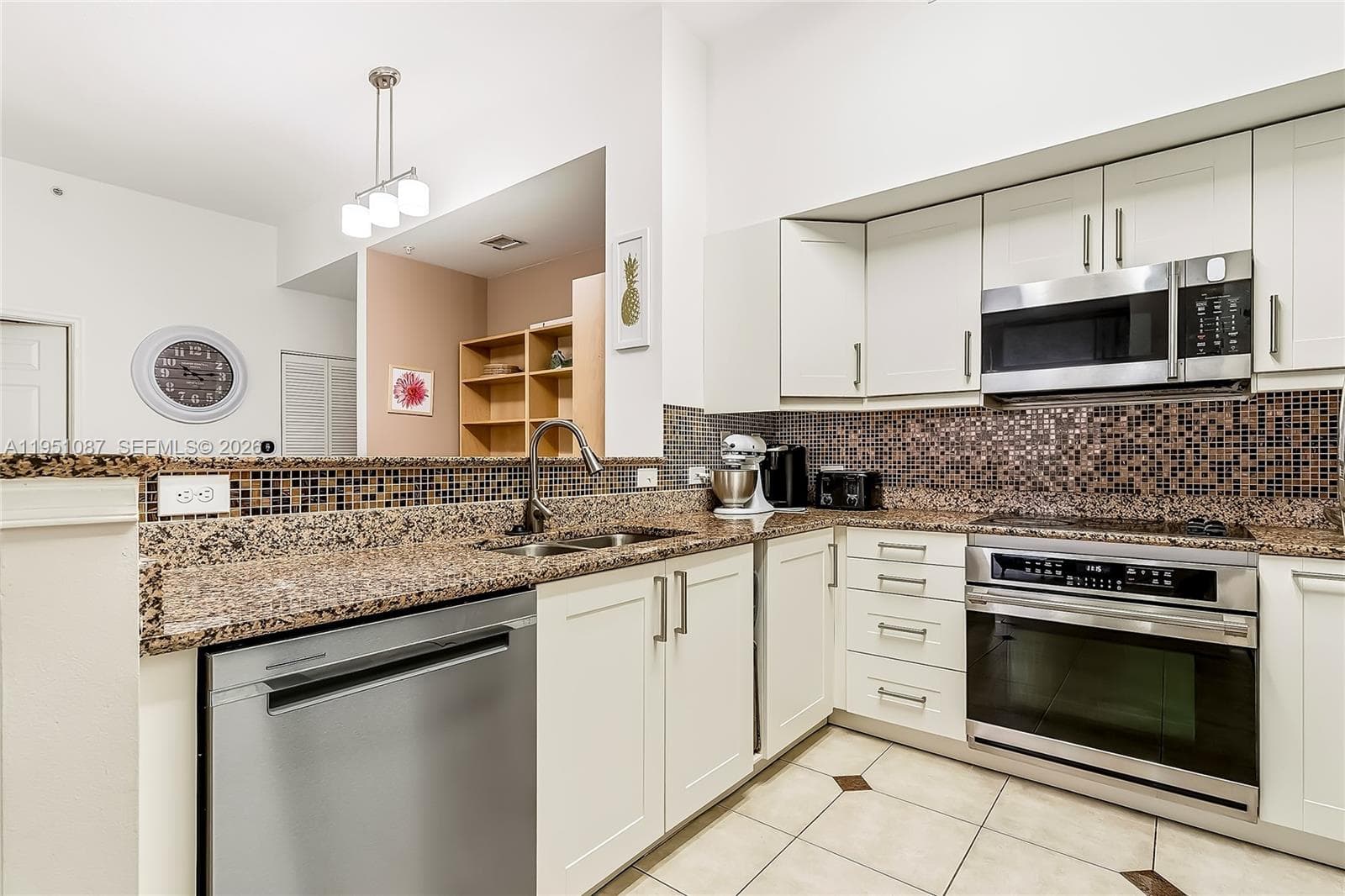 2080 S Ocean Dr 103 photo 19