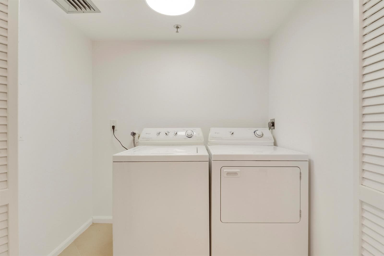 1748 Jupiter Cove Drive 417 photo 15