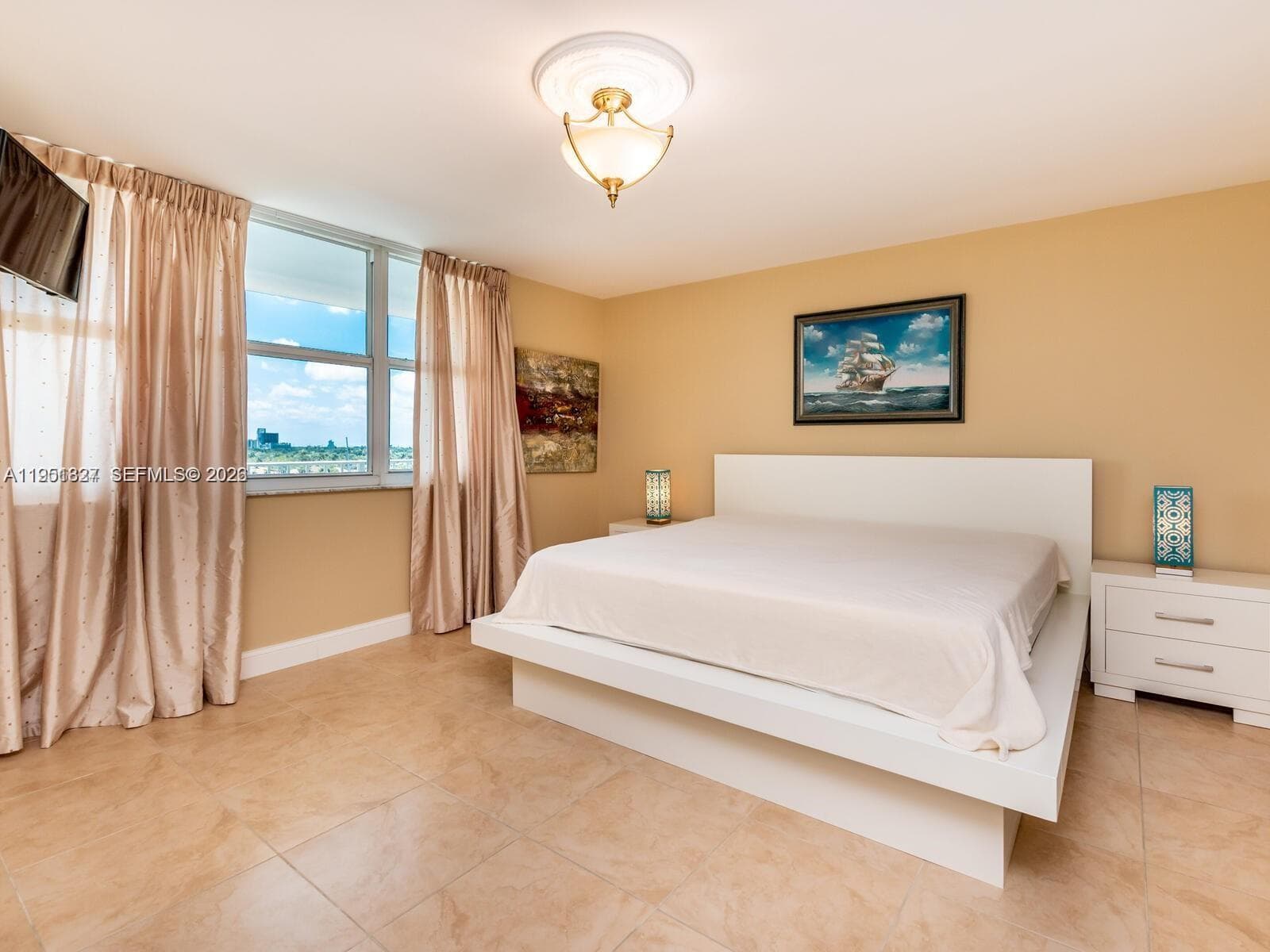 1410 S Ocean Dr 905 photo 8