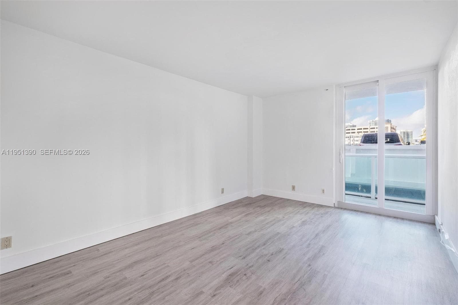 100 Bayview Dr 229 photo 14