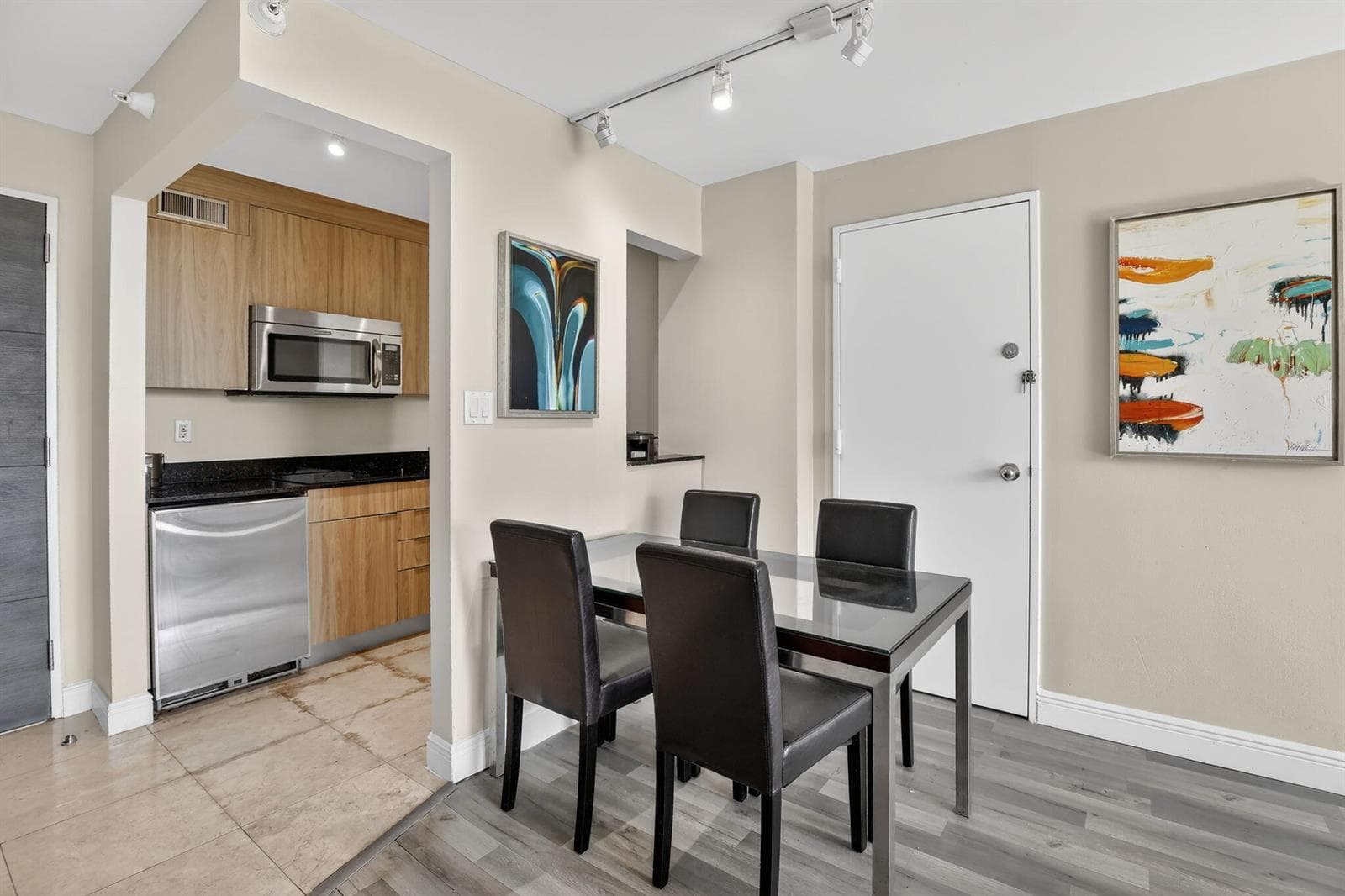 2670 E Sunrise Boulevard 320 photo 9