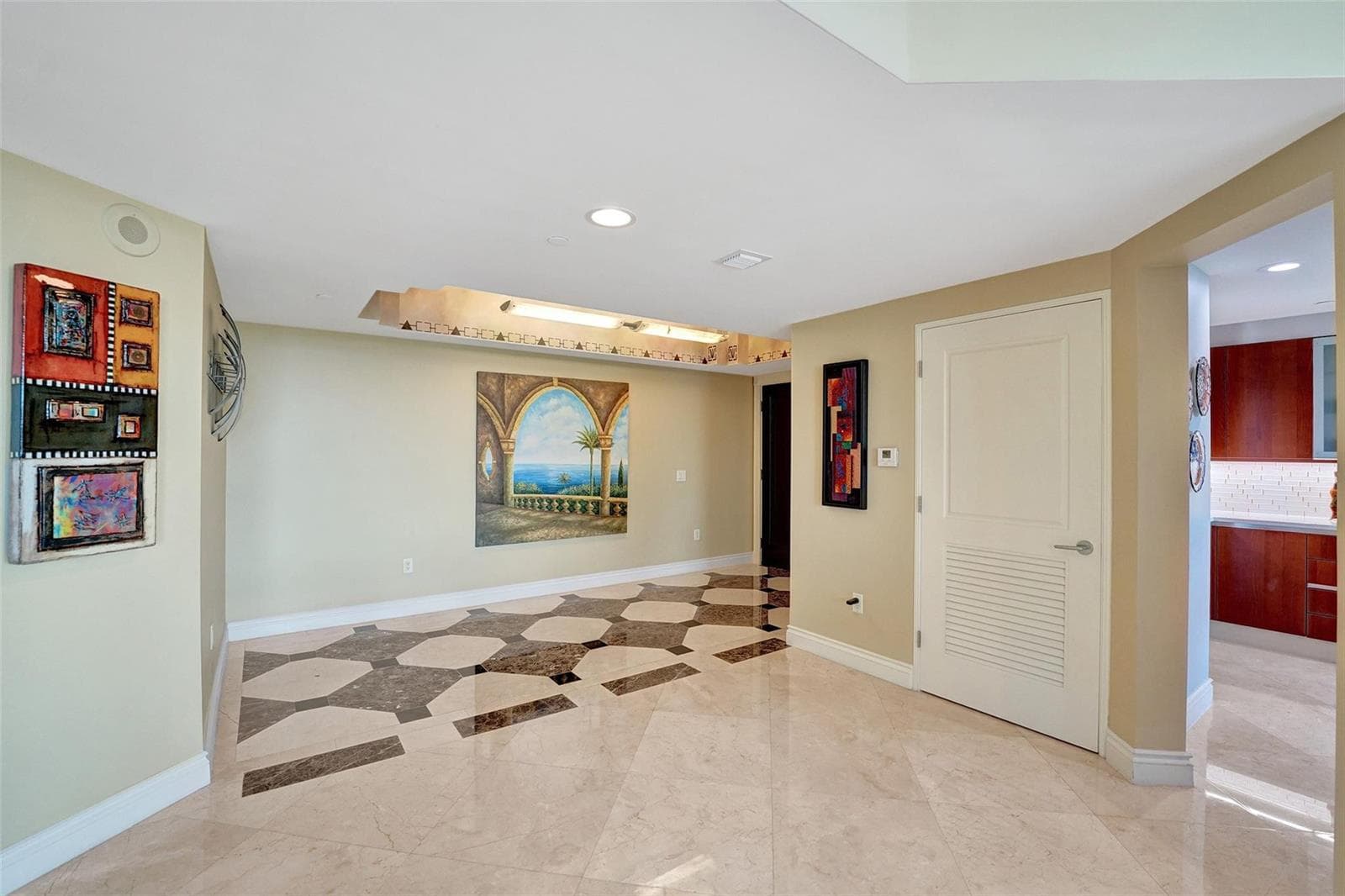 2845 NE 9th Street 603 photo 7
