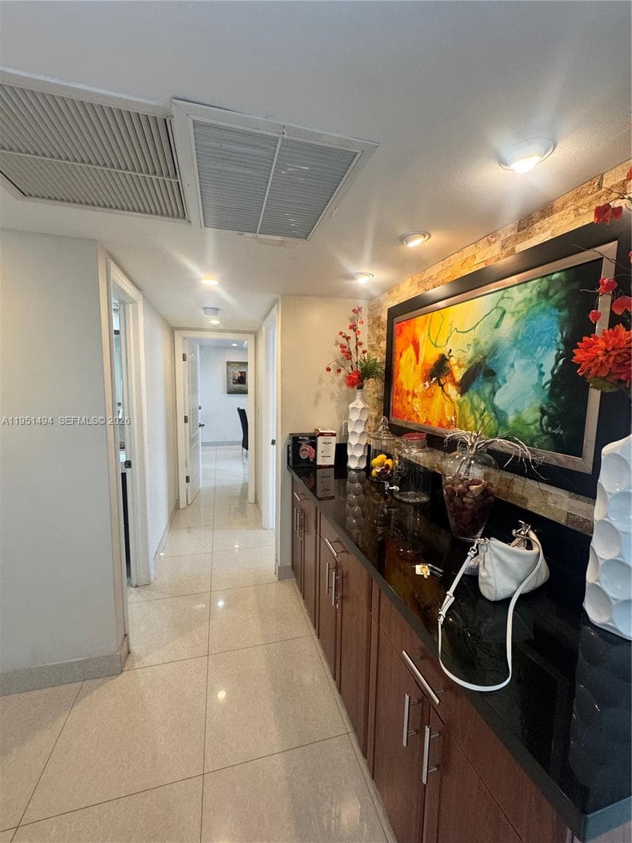 19370 Collins Ave 1427 photo 19