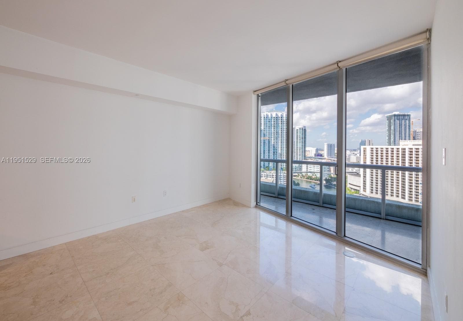 465 Brickell Ave 2304 photo 5