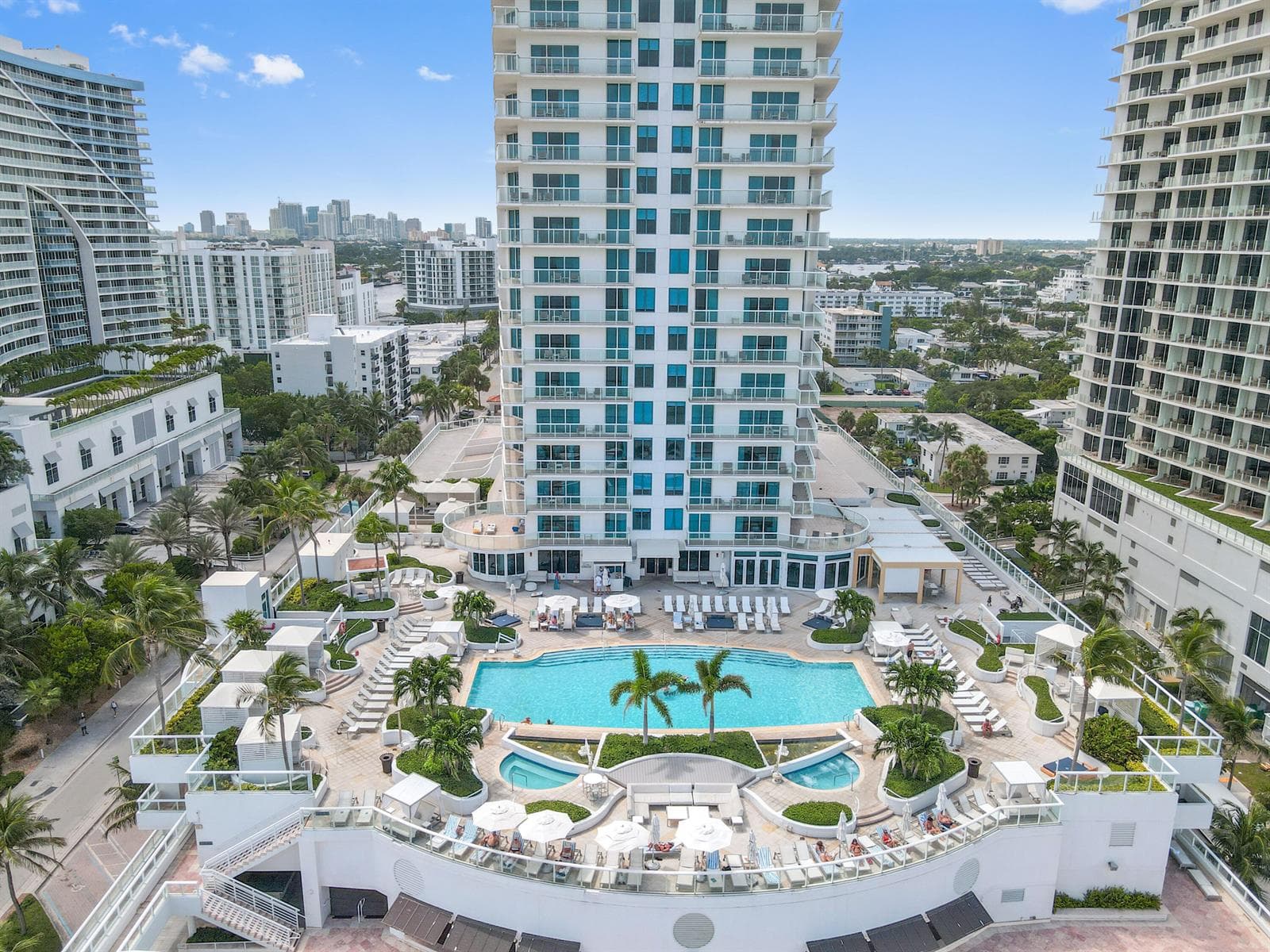 505 N Fort Lauderdale Beach Boulevard #1708 photo 3