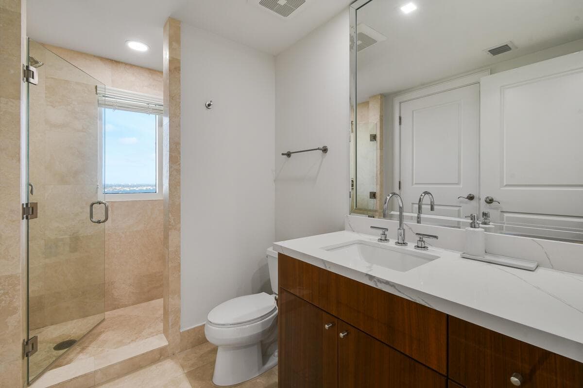 2700 N Ocean Drive 2003b photo 20