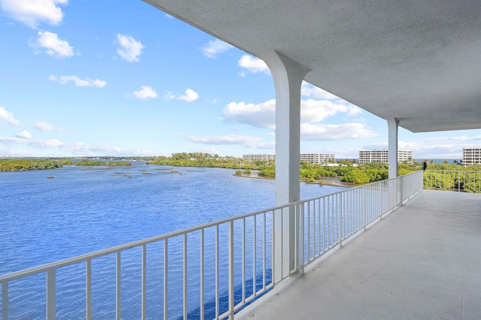 2155 Ibis Isle Road Ph 3 photo 2