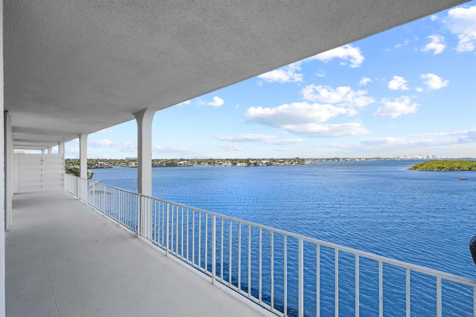 2155 Ibis Isle Road Ph 3 photo 6