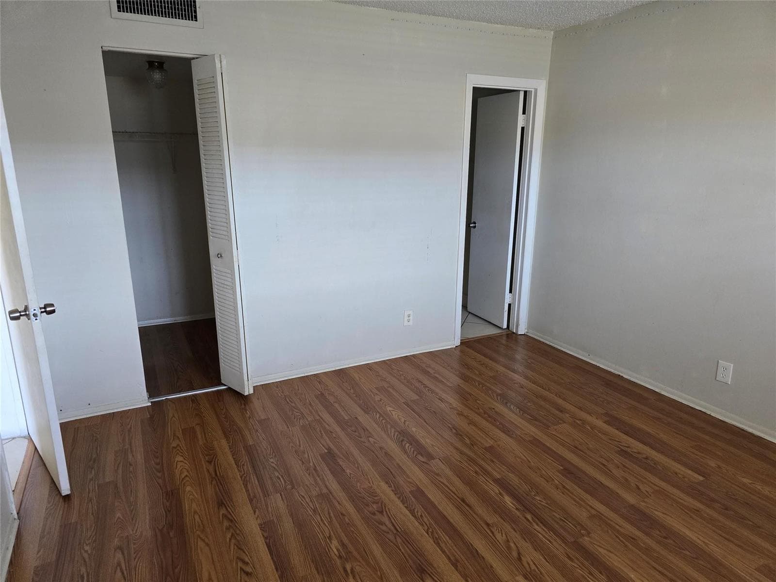 7925 Colony Circle 205 photo 1