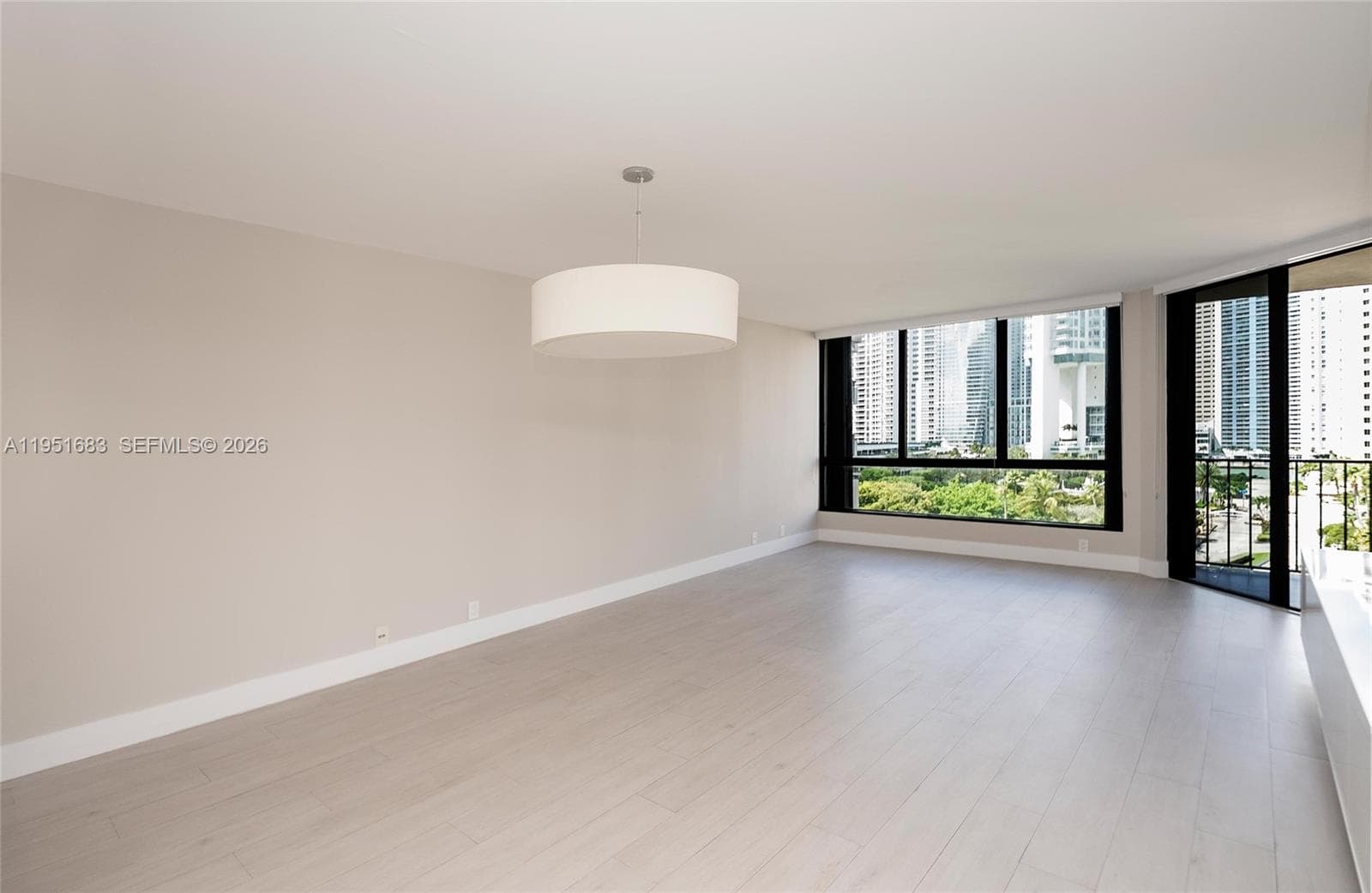 520 Brickell Key Dr A1010 photo 10