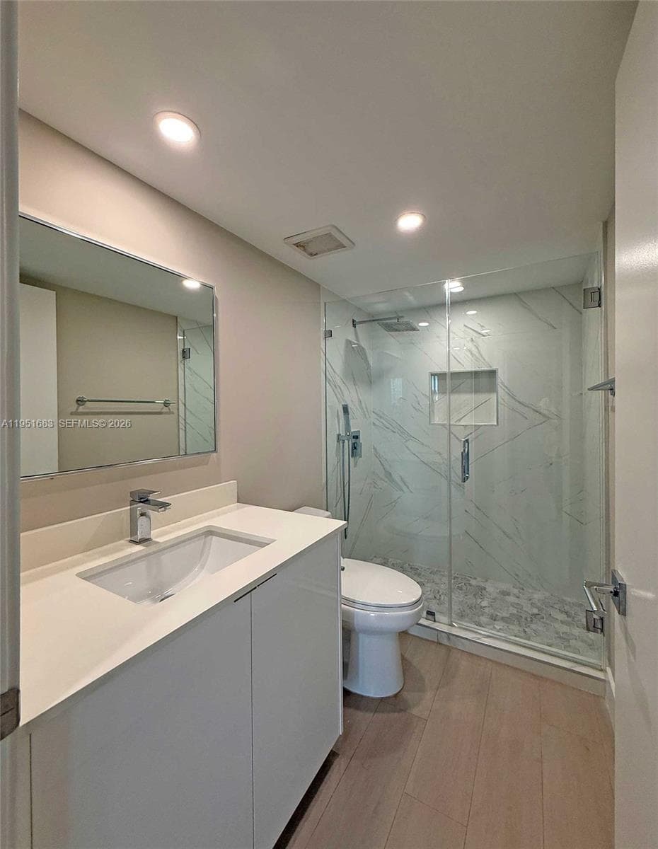 520 Brickell Key Dr A1010 photo 21