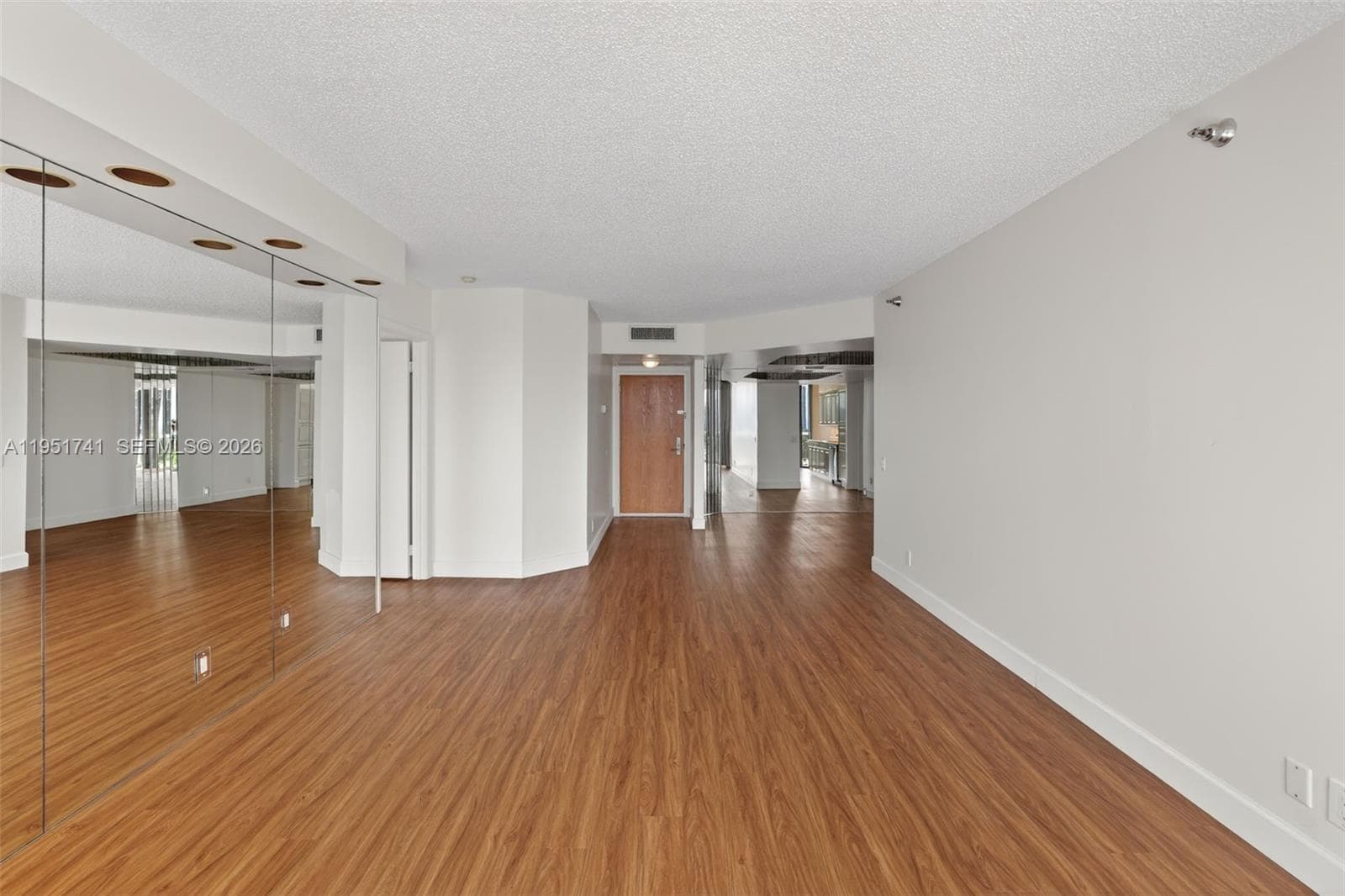 3640 Yacht Club Dr 708 photo 16