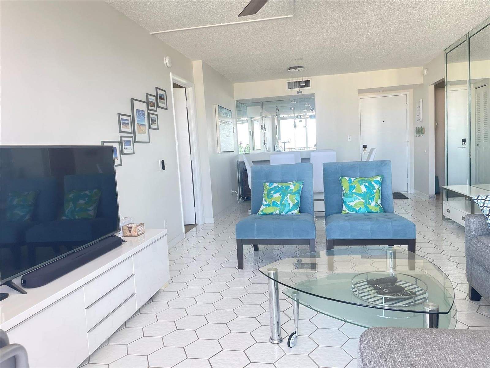 531 N Ocean Boulevard 1809 photo 11