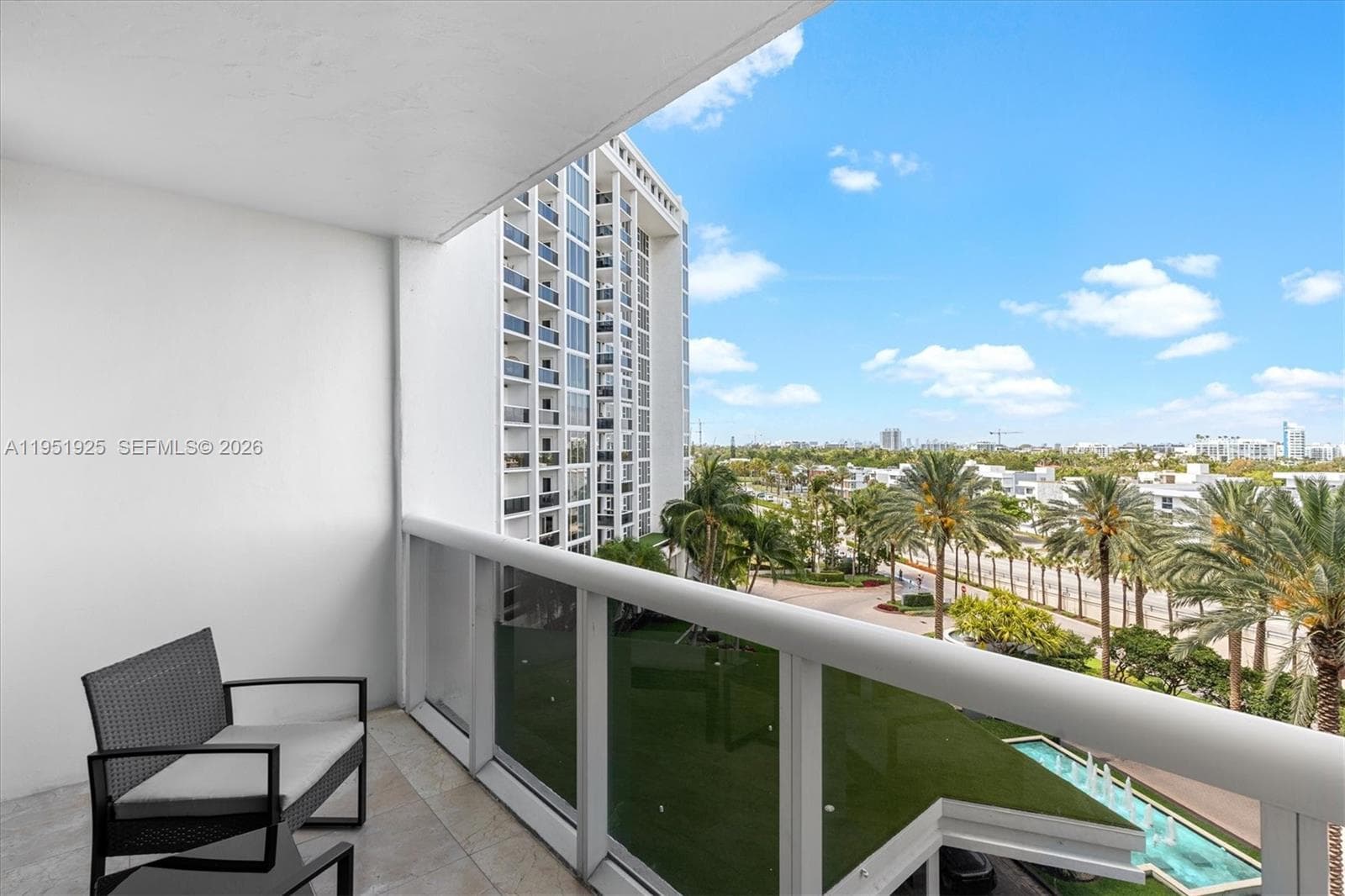 10275 Collins Ave 529 photo 23