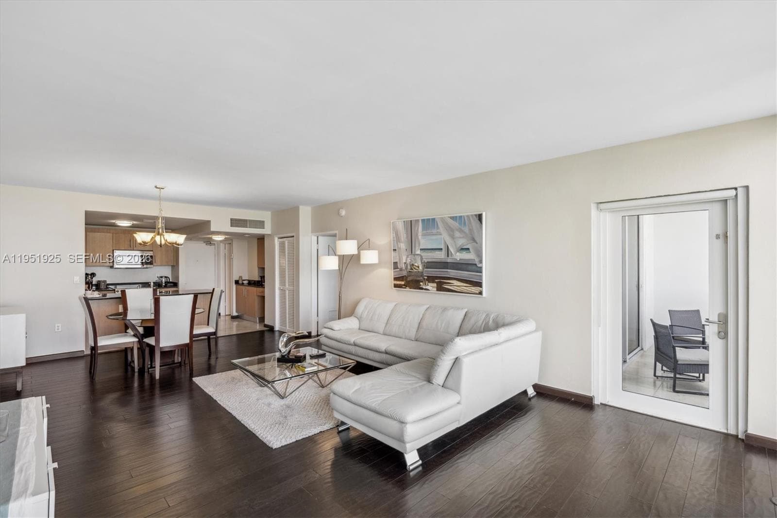 10275 Collins Ave 529 photo 6
