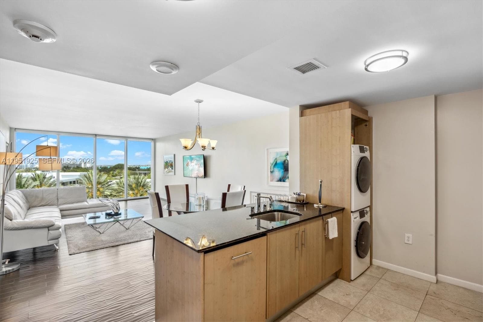 10275 Collins Ave 529 photo 13