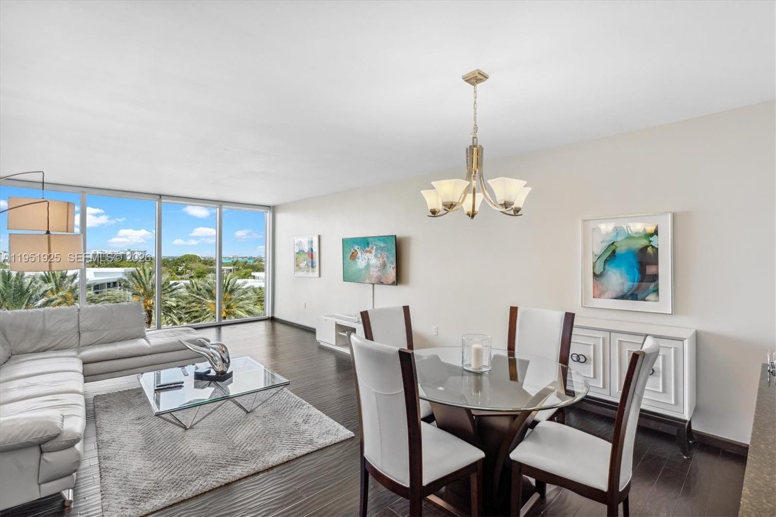 10275 Collins Ave 529 photo 5