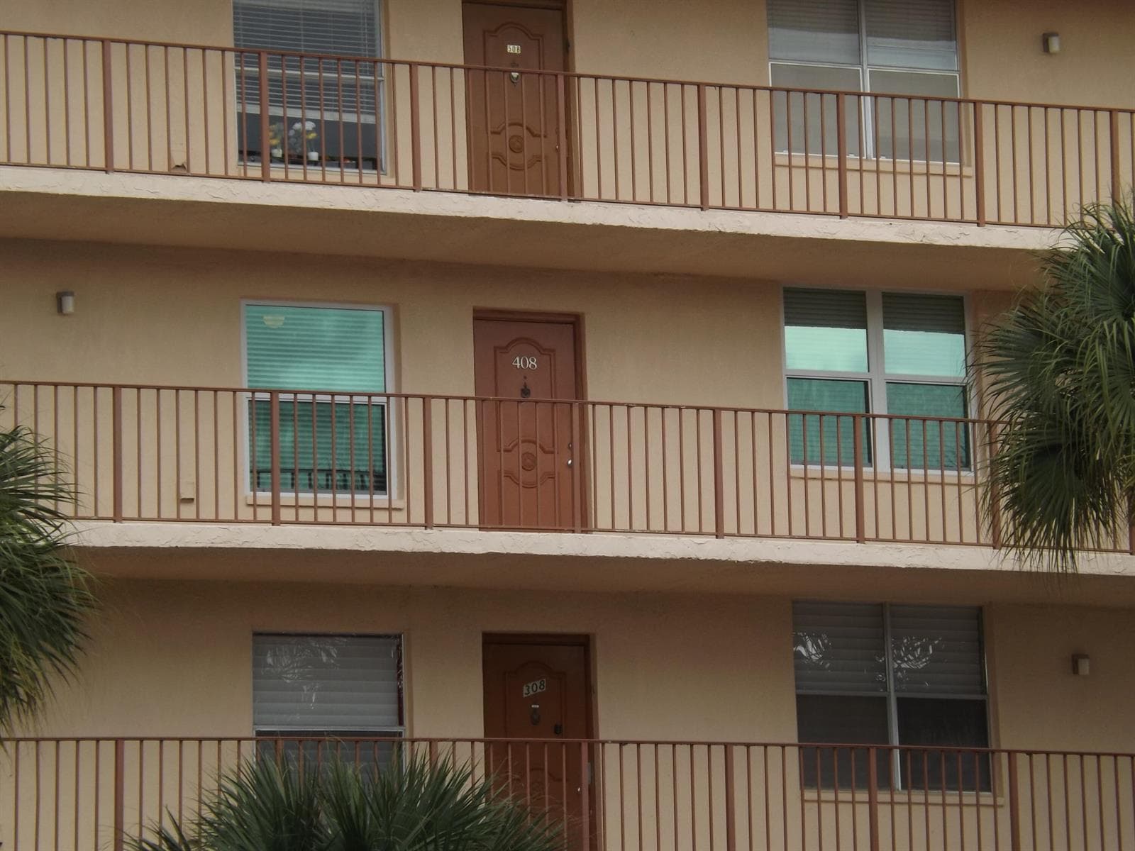 14527 Bonaire Boulevard 408 photo 4