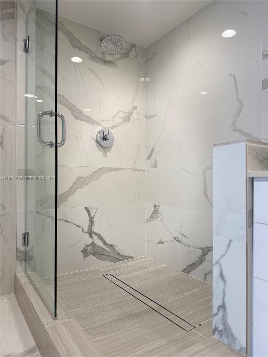 4000 Towerside Ter 1704 photo 12