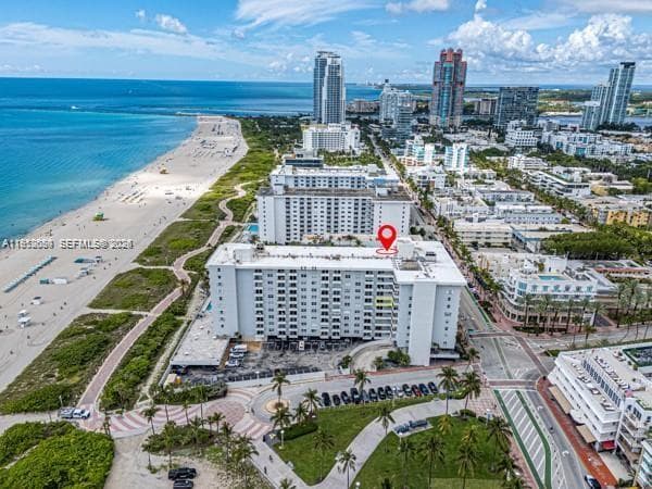 465 Ocean Dr 524 photo 3