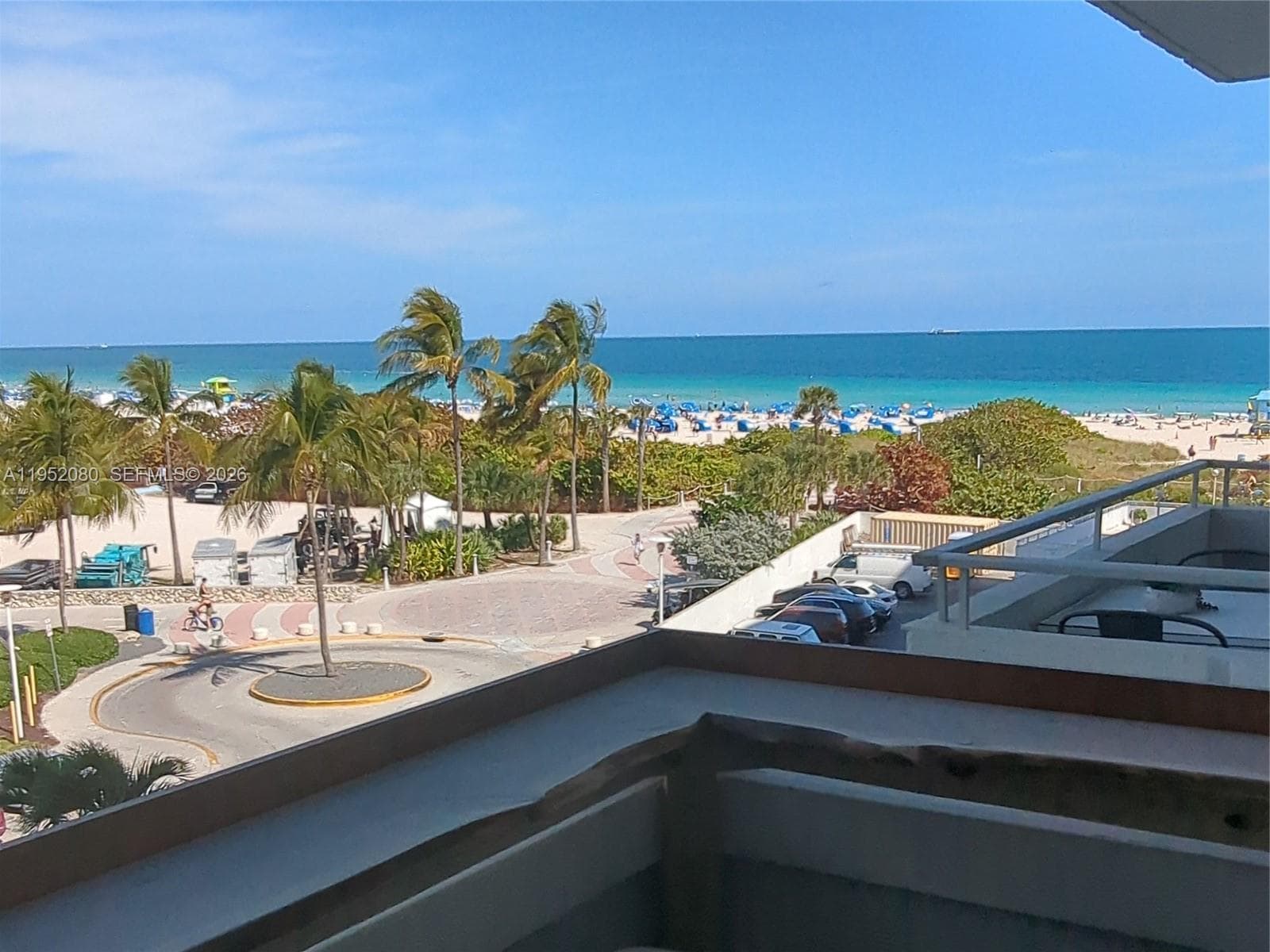 465 Ocean Dr 524 photo 1