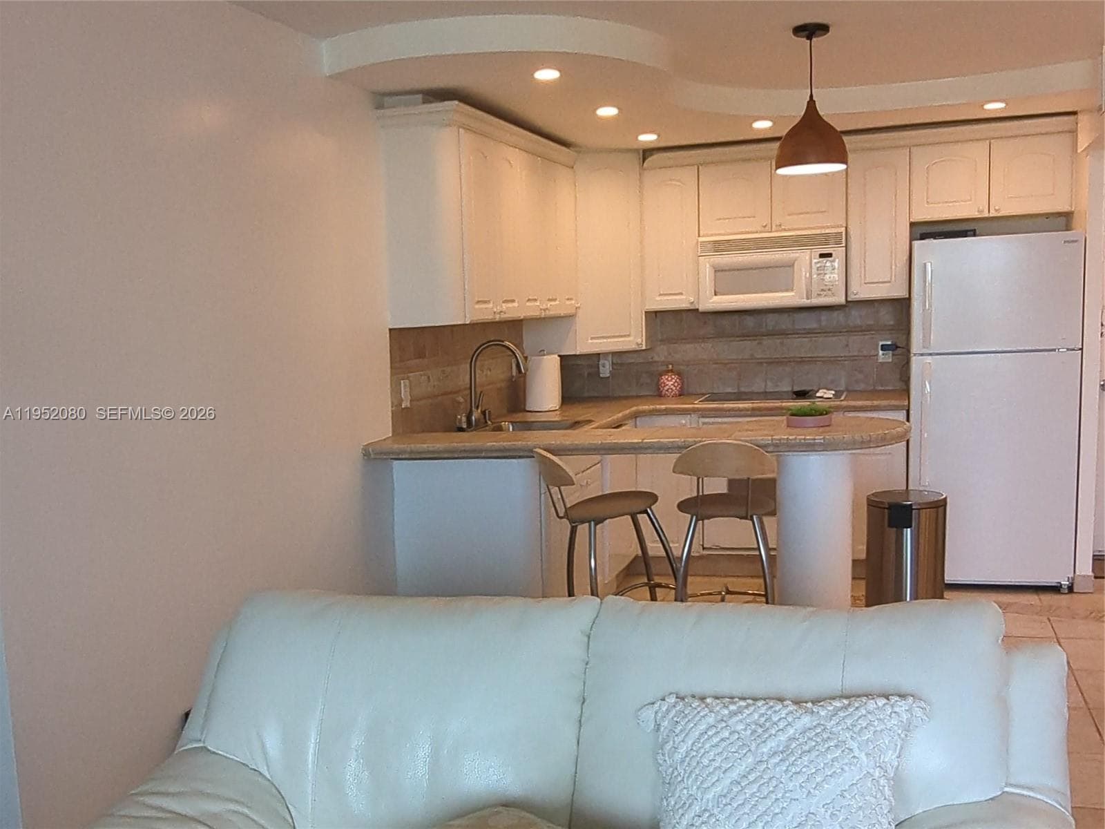 465 Ocean Dr 524 photo 5
