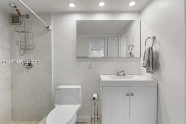 465 Ocean Dr 524 photo 14