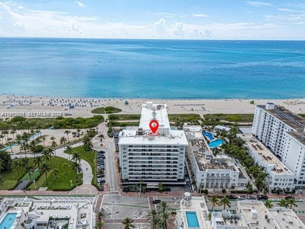 465 Ocean Dr 524 photo 4