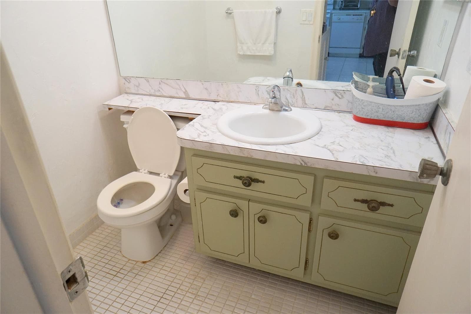 303 N Riverside Drive PH-4 photo 23