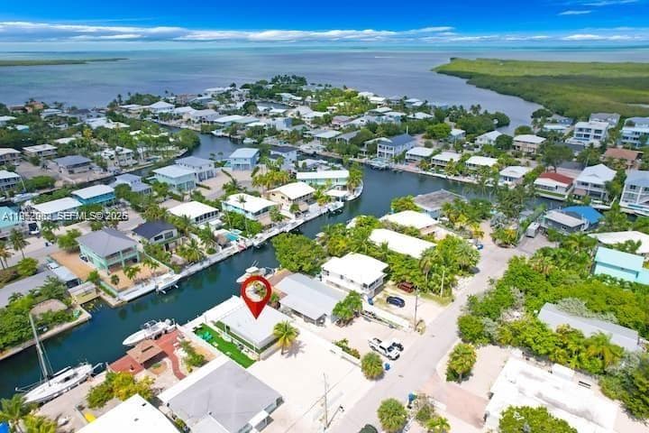 125 Gardenia St photo 3