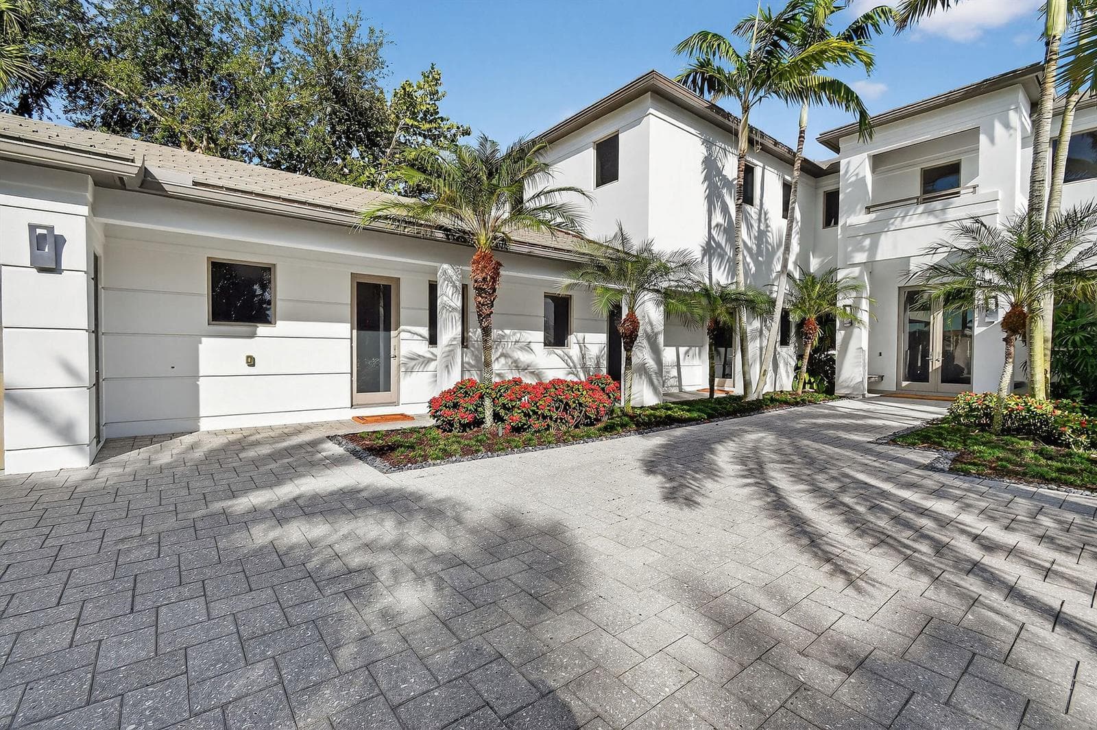 14662 Watermark Way photo 2