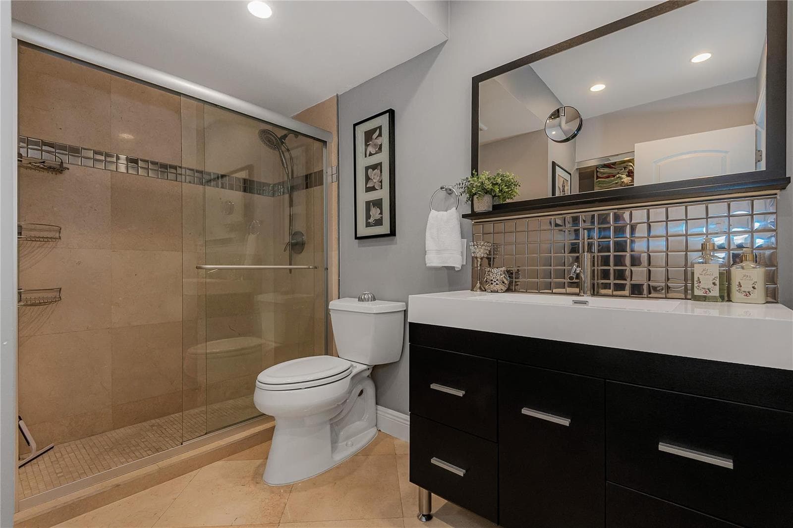 300 Diplomat Parkway 705 photo 18