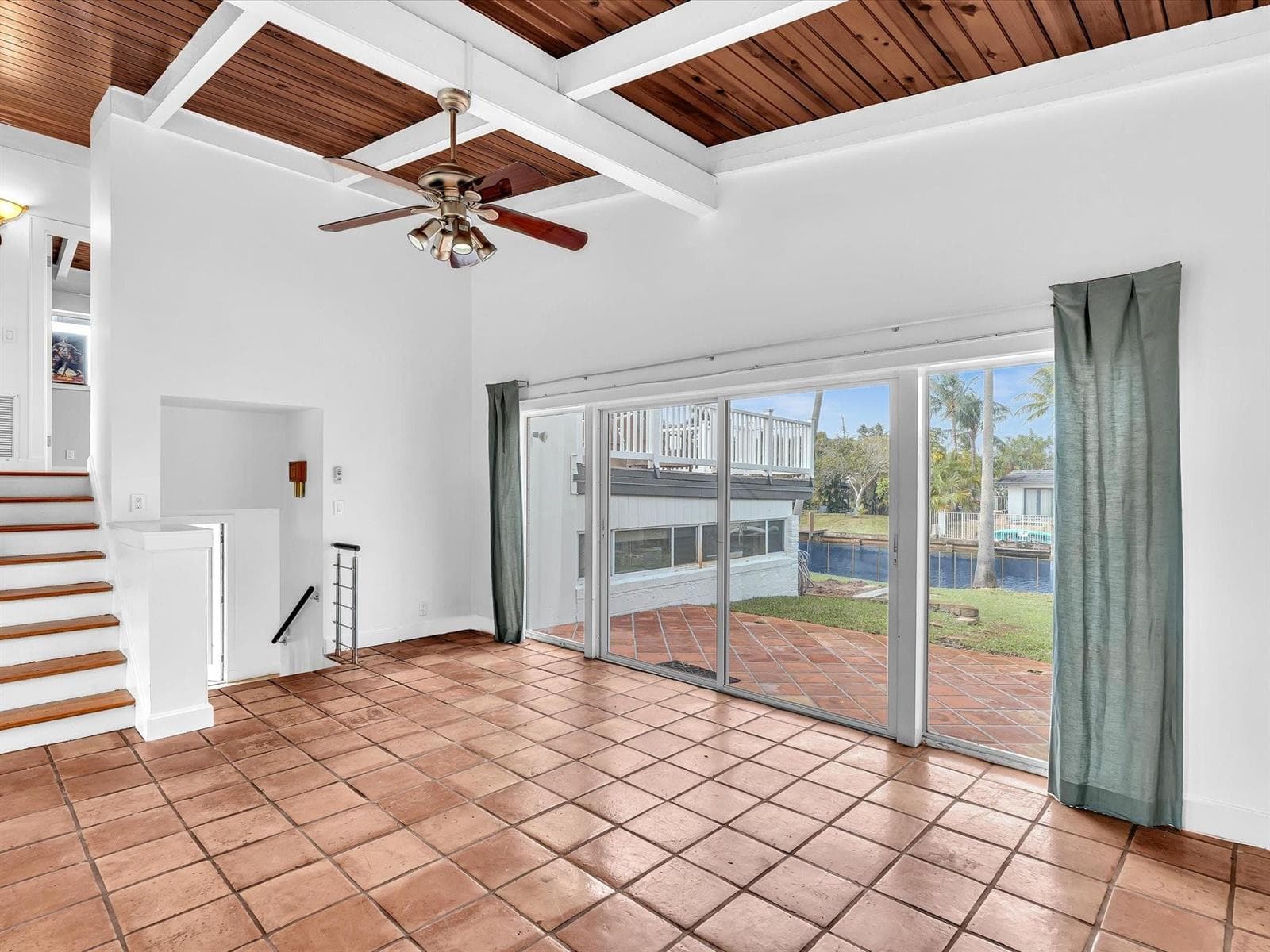 2507 Okeechobee Lane photo 13