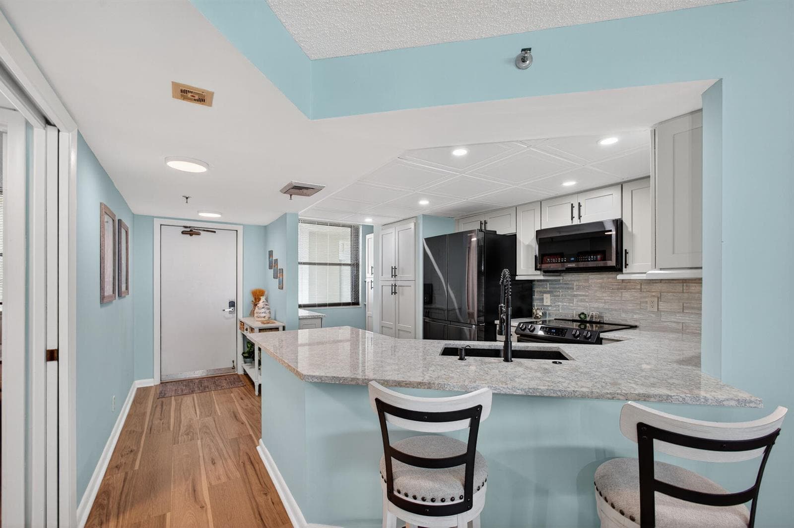 9650 S Ocean Drive 302 photo 3