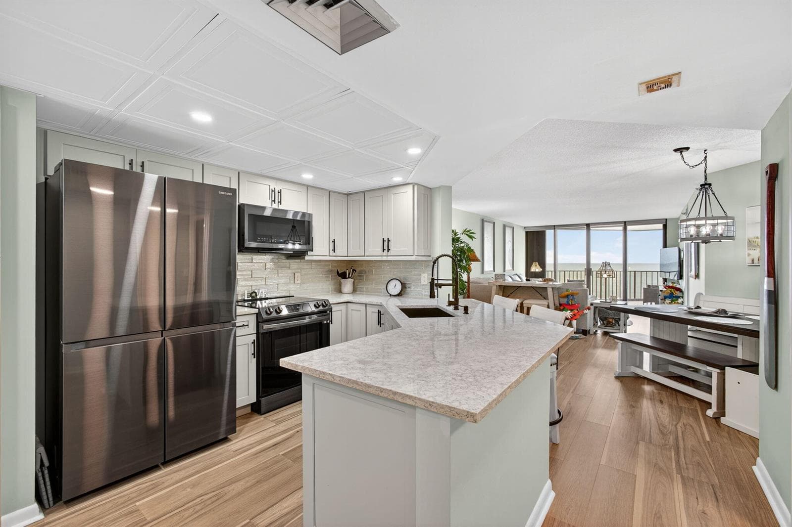 9650 S Ocean Drive 302 photo 1