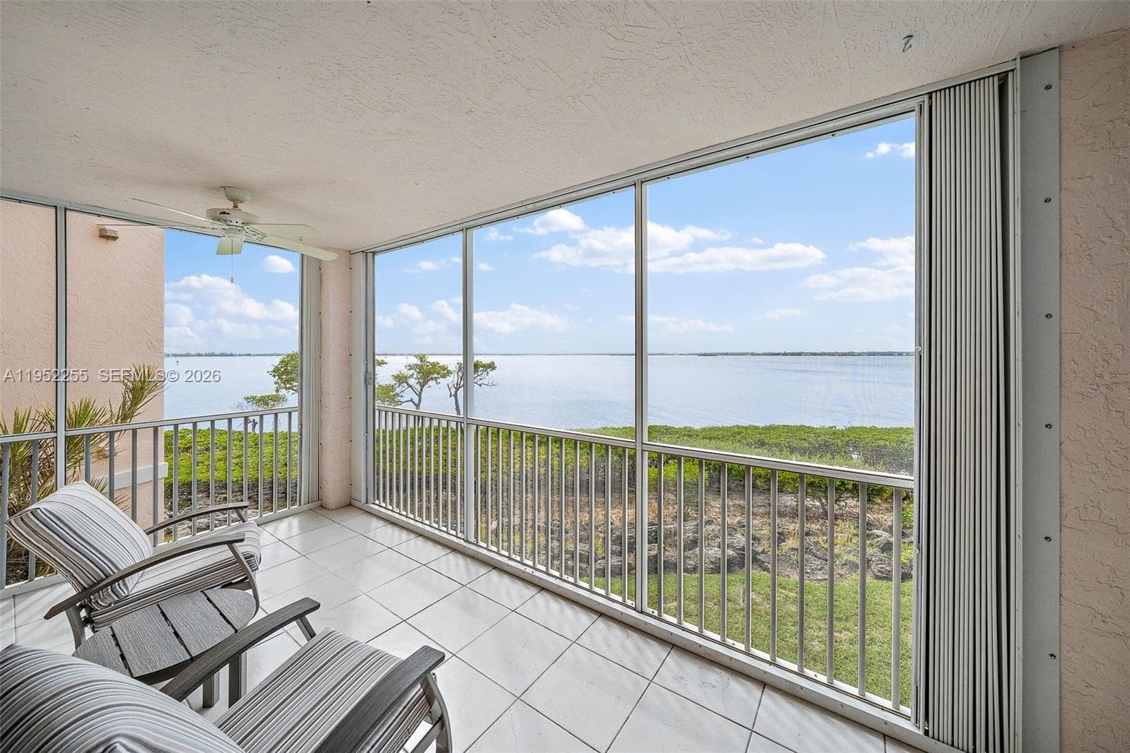 5800 NE Island Cove Way 2207 photo 2