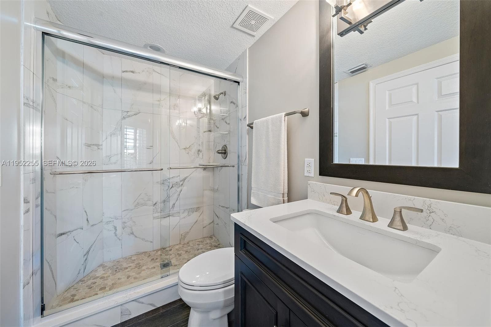 5800 NE Island Cove Way 2207 photo 13
